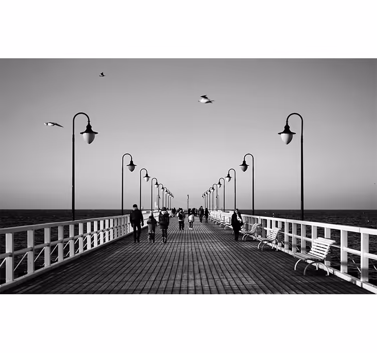 Fotomurais de paisagens Ponte de madeira polaco à beira-mar - TenStickers
