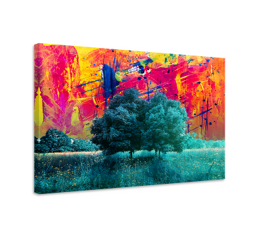 Uma tela impressa de paisagem de um campo de grama com árvores. O fundo é criado em uma textura pintada. Original, duradouro e leve.