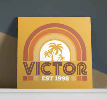 Impressões em canvas retro dos anos 70 do pôr do sol e das palmas das mãos. A tela é personalizável com o seu próprio texto e é linda para decorar qualquer espaço de sua escolha.