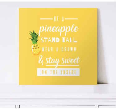 Citações engraçadas com arte da lona das citações do abacaxi - arte da lona do texto amarelo simples com o texto que seria uma ótima ideia para decorar uma cozinha ou jantar.