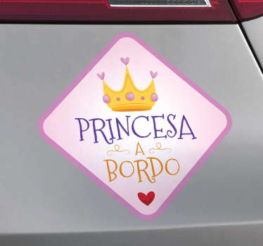 Preencha o seu automóvel com este adesivo para carro com a frase ‘’princesa a bordo’’, para mostrar a todo mundo que leva uma pessoa importante.