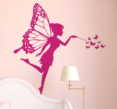 Todas as meninas desejam uma fada madrinha. Vinil autocolante com a silhueta de uma fada e borboletas. Opção ideal para decoração de quartos infantis.