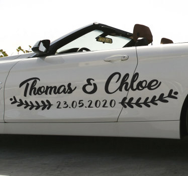 Autocolante para carro de casamento nomes - TenStickers