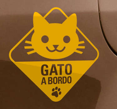 Autocolante decorativo sinalizando que possui um gato a bordo do seu carro, que permite decorar o seu veículo e comunicar com outros condutores.