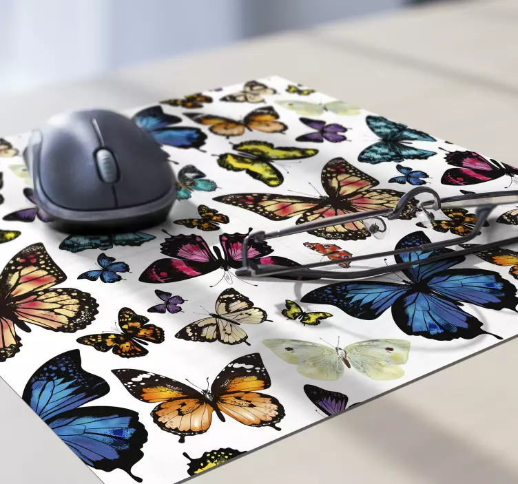 Mouse pad de borboletas lindas e coloridas - TenStickers