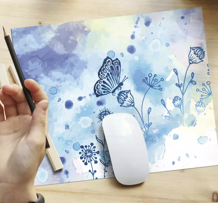Mouse pad Desenho floral e borboletas - TenStickers
