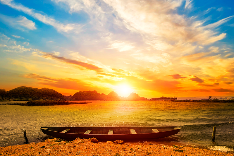 Individuais de mesa modernos crepúsculo sobre o rio - TenStickers