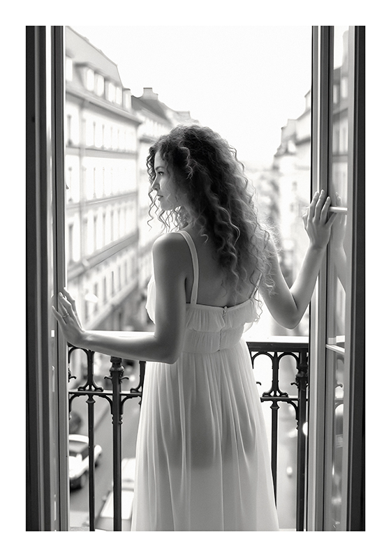 Poster foto realista senhora de manhã - TenStickers