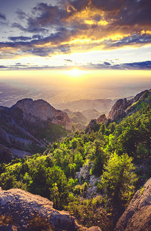 Poster para sala nascer do sol na montanha - TenStickers