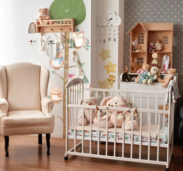 Autocolante medido com árvore e mochos - TenStickers