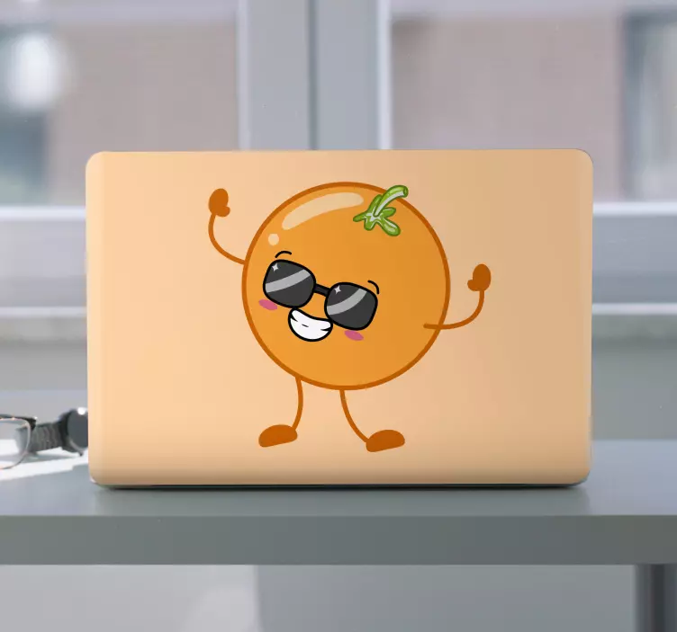 Adesivo para laptop personagem laranja feliz - TenStickers