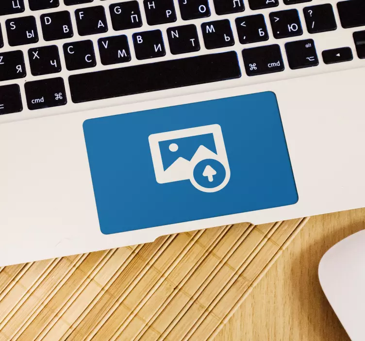 Autocolante para touchpad carregue sua imagem - TenStickers