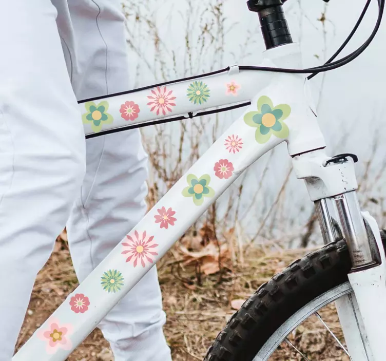 Vinil para bicicletas Flores bonitas - TenStickers