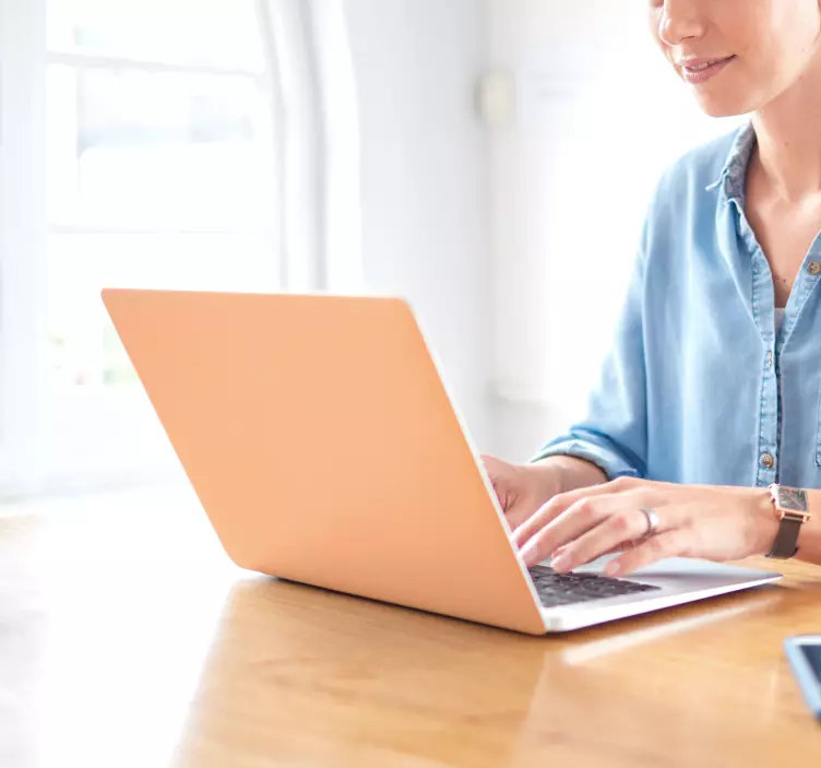 Adesivo para laptop penugem de pêssego - TenStickers