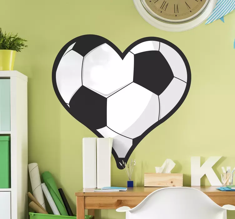 Vinil decorativo de futebol bola em forma de coração - TenStickers