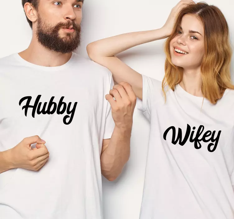 T-shirts de casal com texto esposa e marido - TenStickers
