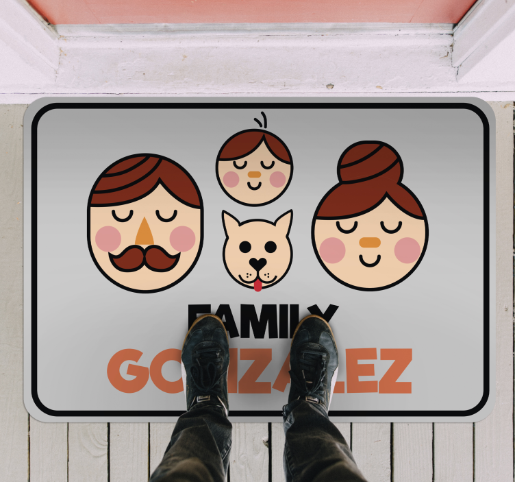 Nomes com família e cão. Tapete personalizado - TenStickers