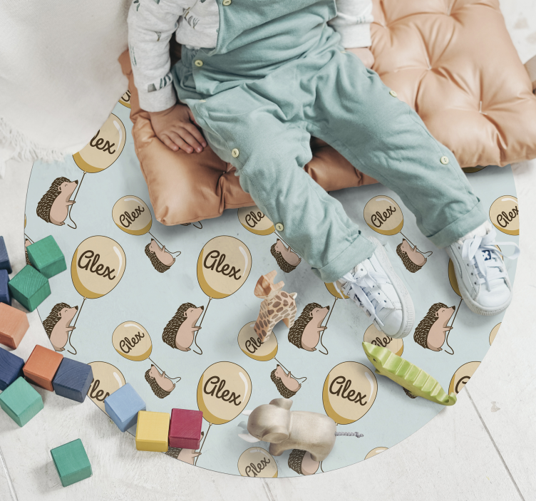 Porco-espinho com balão e nome tapete da sala - TenStickers