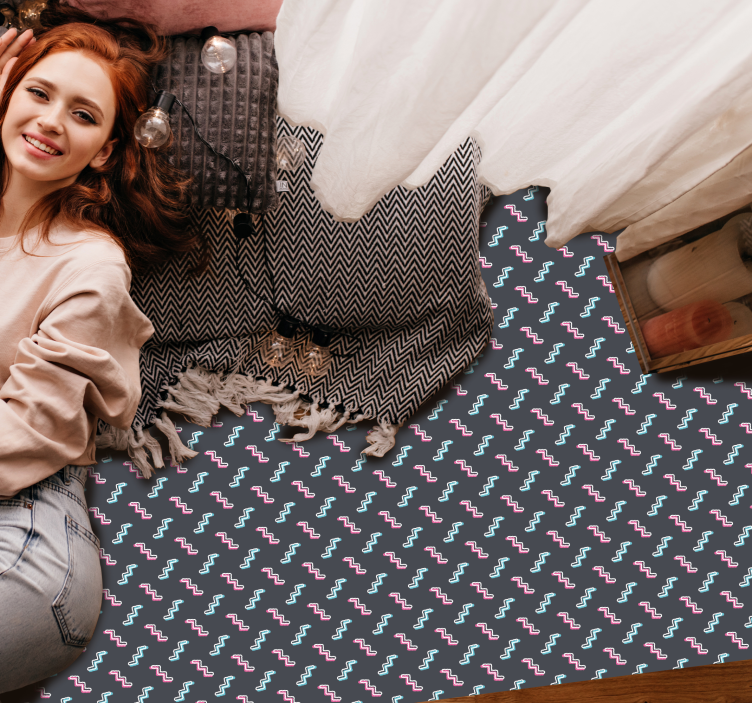 Tapete vinílico criança formas onduladas coloridas - TenStickers